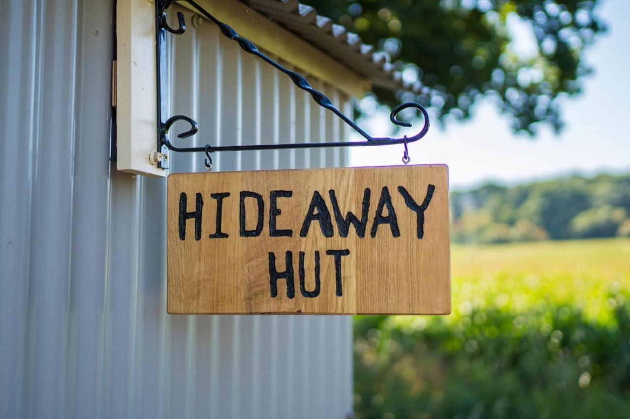 The Hideaway Hut - 1 Bed Shepherds Hut - Hereford Dış mekan fotoğraf